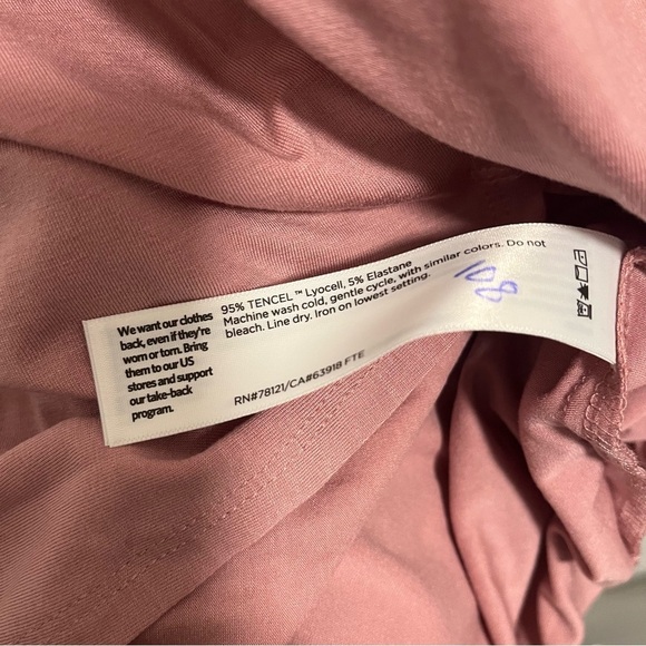 NWT Eileen Fisher XS Magnolia Pink Bateau Neck Tunic 3/4 Sleeve Split Hem Tencel - Picture 4 of 6